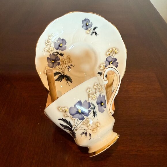 Royal Grafton English Tea Cup and Saucer Set - Purple-Grey Flowers - Picture 5 of 5